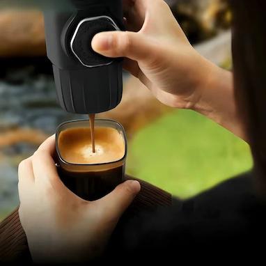 راهنمای کامل استفاده از اسپرسوساز مسافرتی دسینی (Dessini)؛ قهوه باکیفیت در هر زمان و مکان